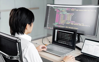 海门 ,php声明和调用变量的符号是什么？